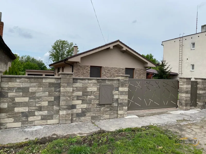 Výstavba múrikov